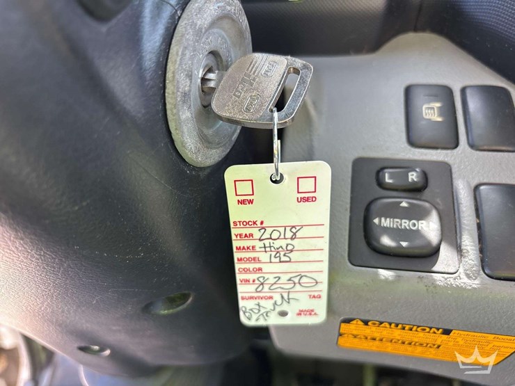 2018-hino-195-image-42