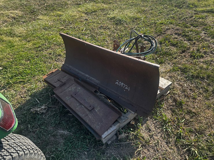 john-deere-425-image-1