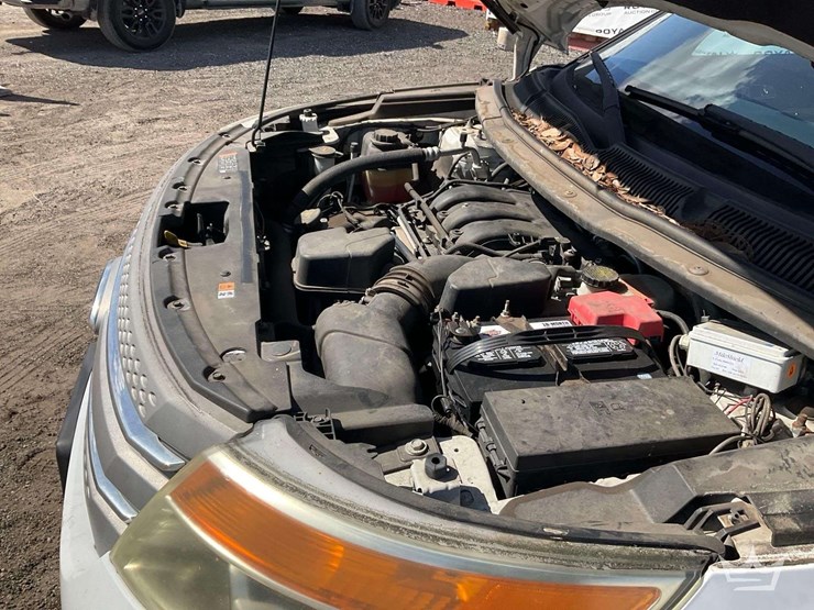 2013-ford-explorer-image-9