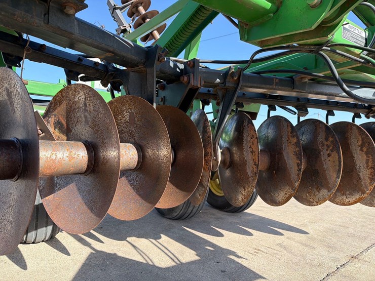 john-deere-630-image-38