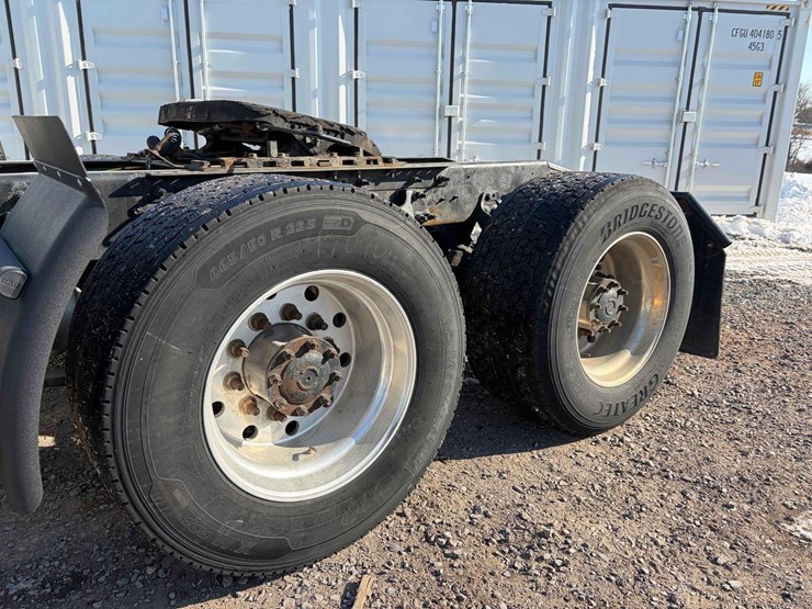 2017-international-prostar-image-10