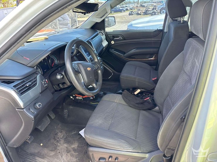 2019-chevrolet-tahoe-image-13