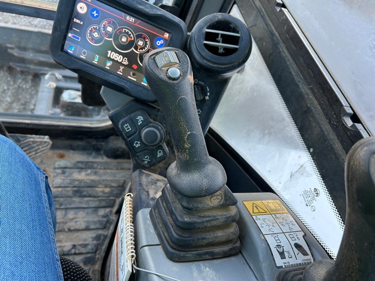 2023-bobcat-e60-image-23