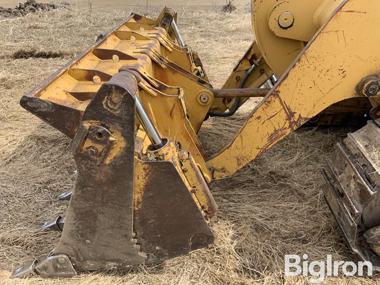 caterpillar-943-track-loader-image-10