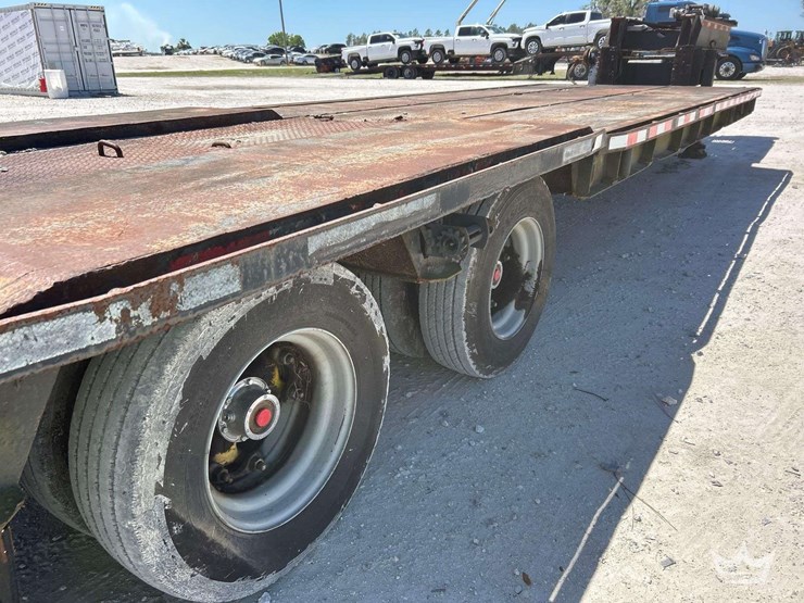 t/a-drop-deck-equipment-tailer-image-10