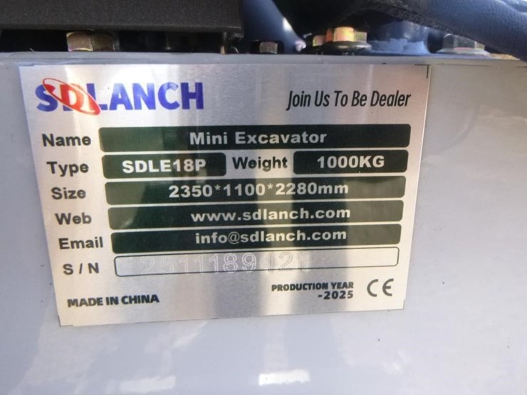 2025-sdlanch-sdle18p-hydraulic-excavator-image-30