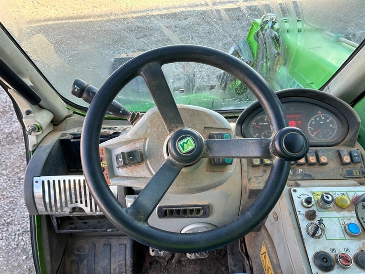 2003-merlo-p32.6-top-image-21