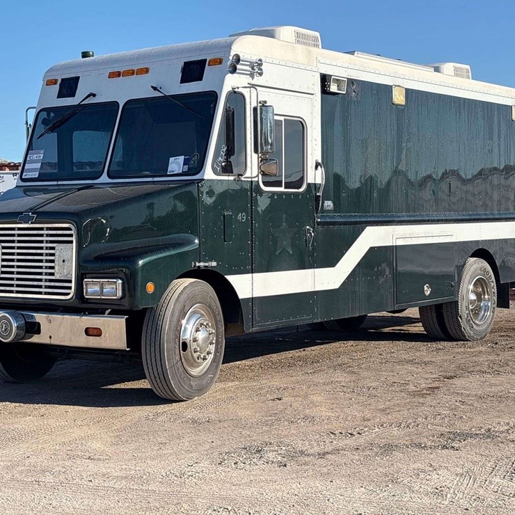 2013 Chevrolet Step Van/ Command Center