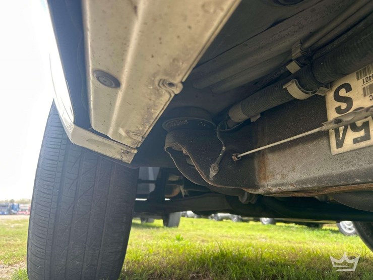 2012-chevrolet-silverado-1500-hybrid-image-20