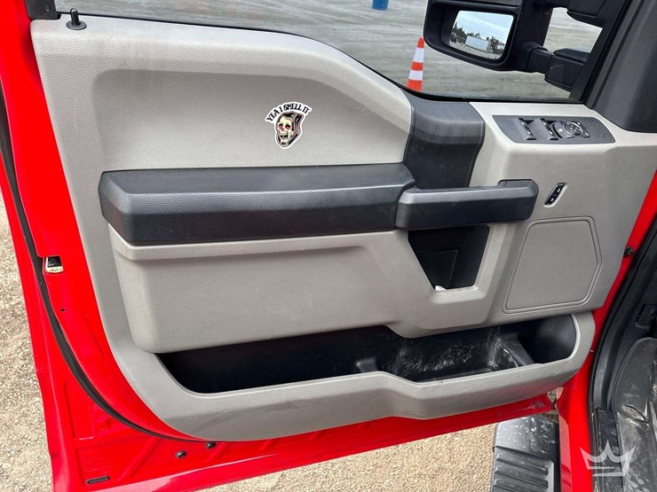 2017-ford-f250-image-28