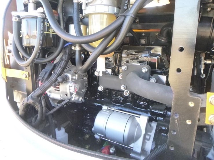 me20-hydraulic-excavator-image-25