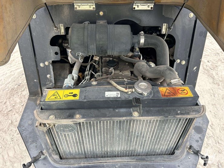 2023-asv-rt-25-posi-track-compact-track-loader-skid-steer-image-9