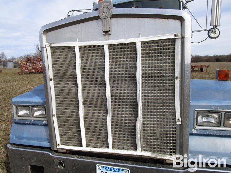 1984-cummins-855-image-15