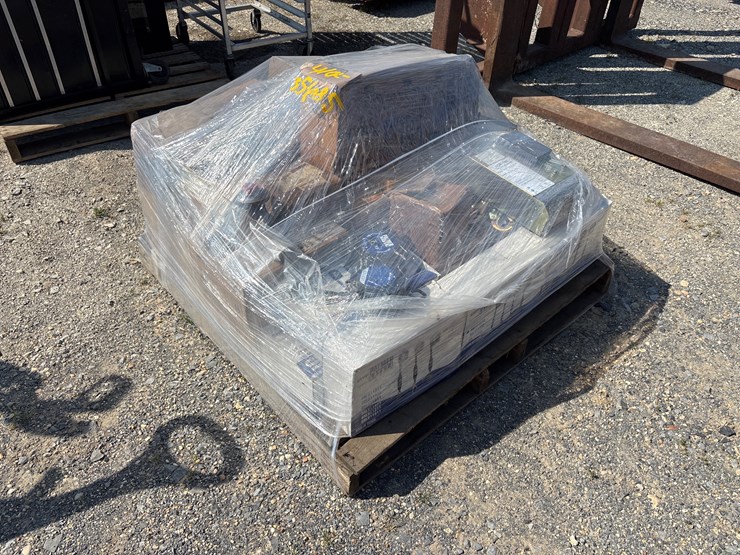 #8036-•-car-parts-image-1