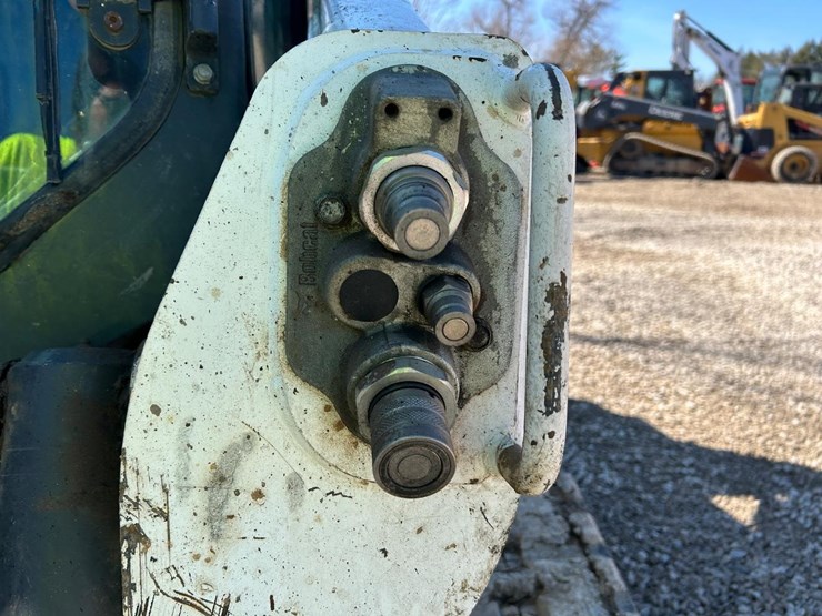 bobcat-t650-image-11