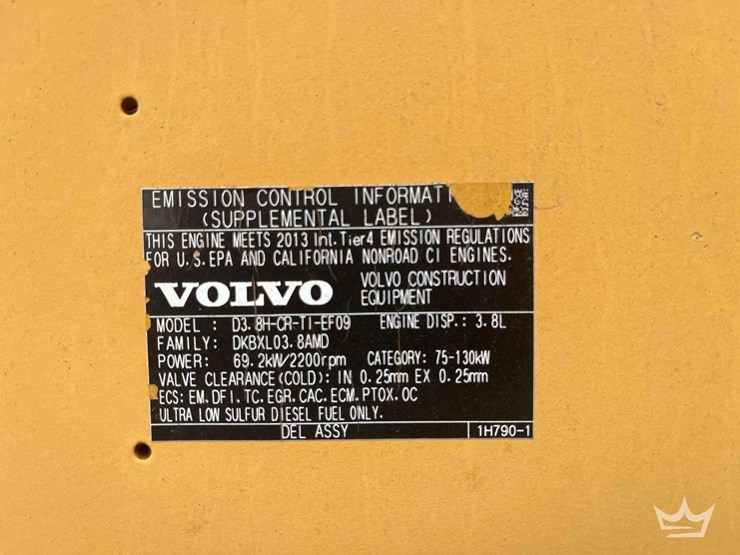 2013-volvo-bl70b-image-35