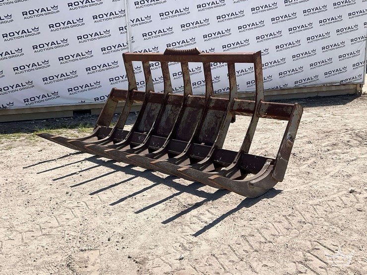 volvo-10ft-loader-rake-attachment-image-1