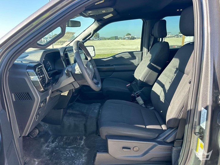 2021-ford-f150-image-12