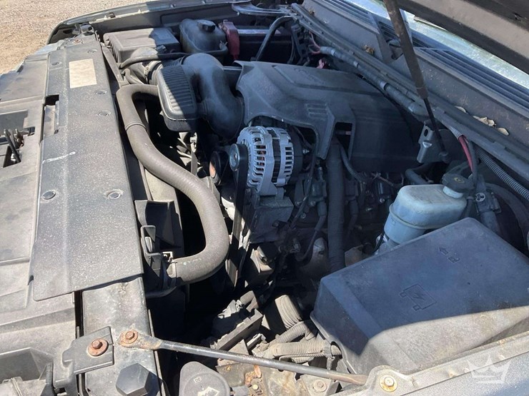 2009-chevrolet-tahoe-image-10