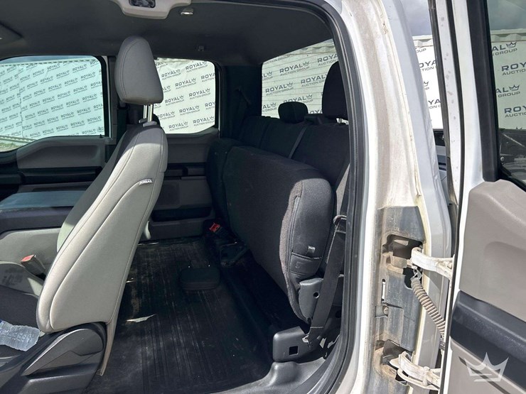 2019-ford-f150-image-21
