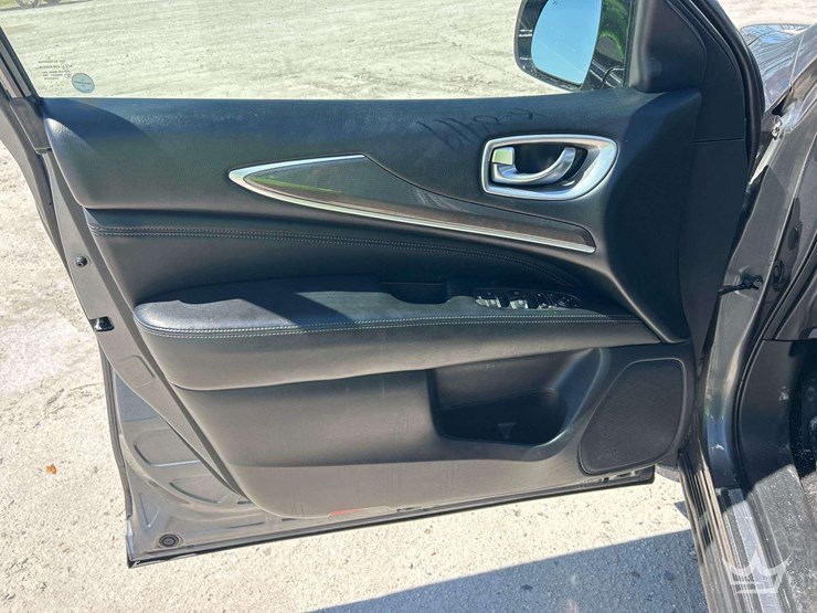 2018-infiniti-qx60-suv-image-13