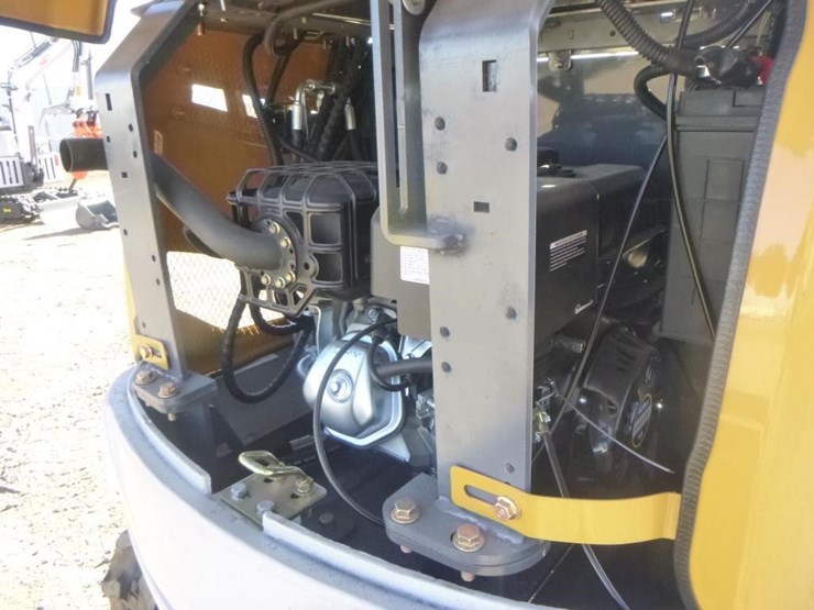 2025-sdlanch-sdle18p-hydraulic-excavator-image-25