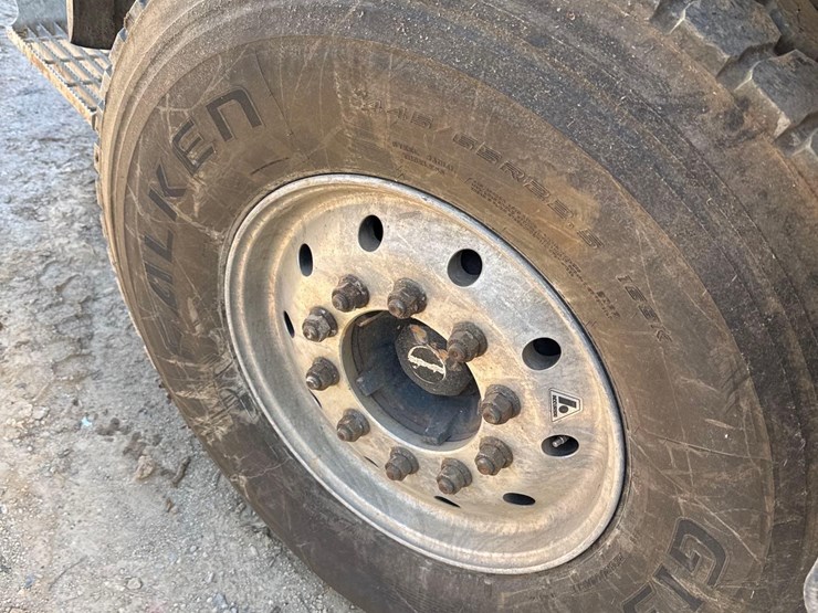 2020-putzmeister/sany-sy38z-200-38m-mounted-on-2020-mack-te64-6x4-concrete-pump-truck-image-49