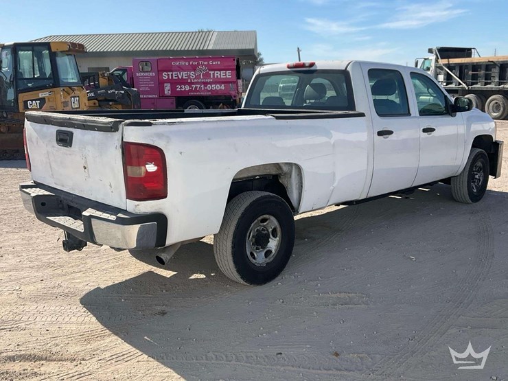 2009-chevrolet-silverado-2500-image-3