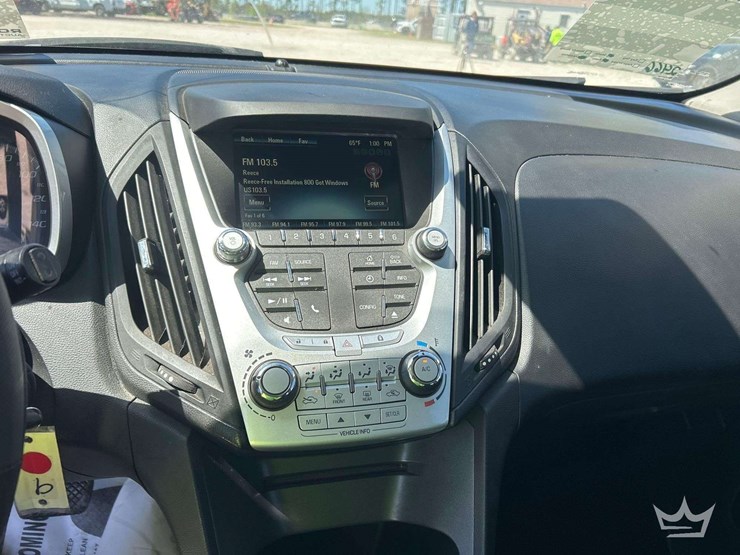 2015-chevrolet-equinox-image-15