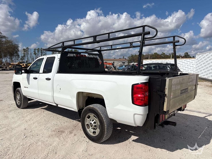 2019-chevrolet-silverado-2500hd-image-4