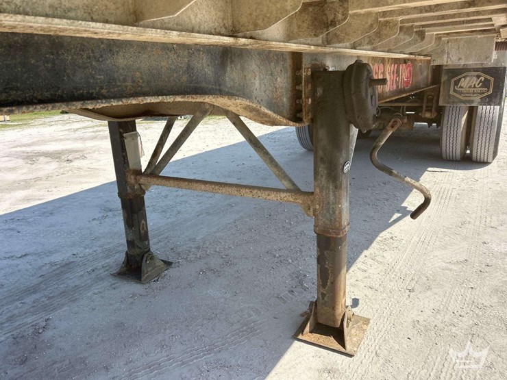 2009-axle-dump-trailer-image-7