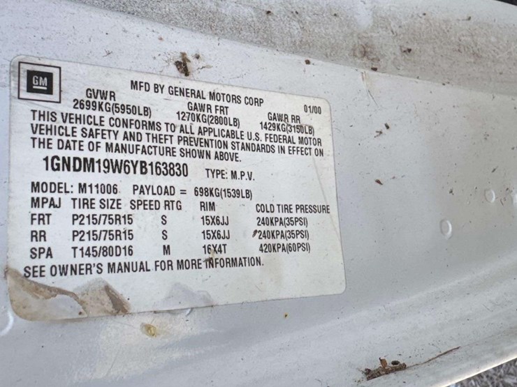 2000-chevrolet-astro-image-5