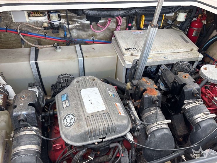 2007-30ft.-regal-30-express-cruiser-boat-with-2010-vantage-t/a-33-ft.-trailer-image-42