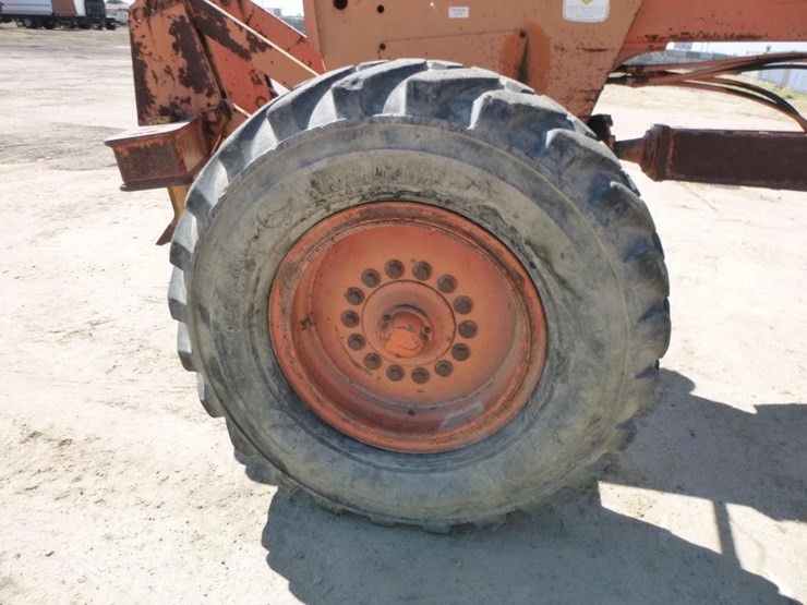 1980-john-deere-jd670-a-motor-grader-image-39