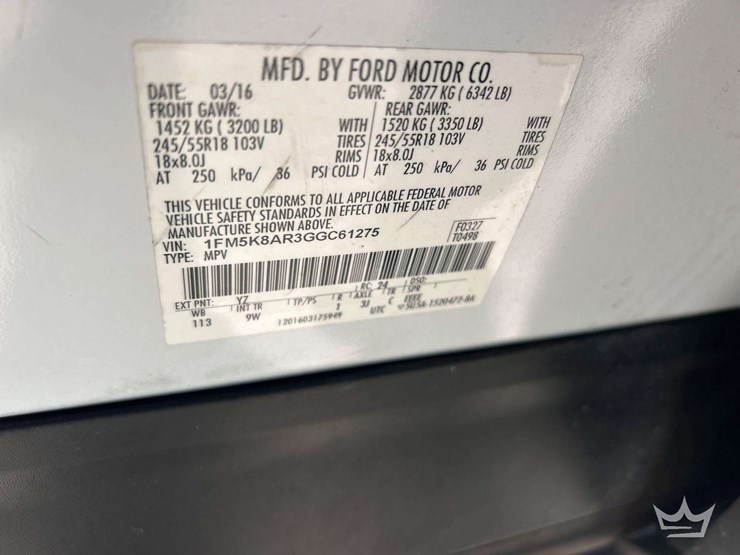 2016-ford-explorer-image-4