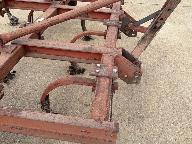 bush-hog-10-shank-chisel-plow-image-17