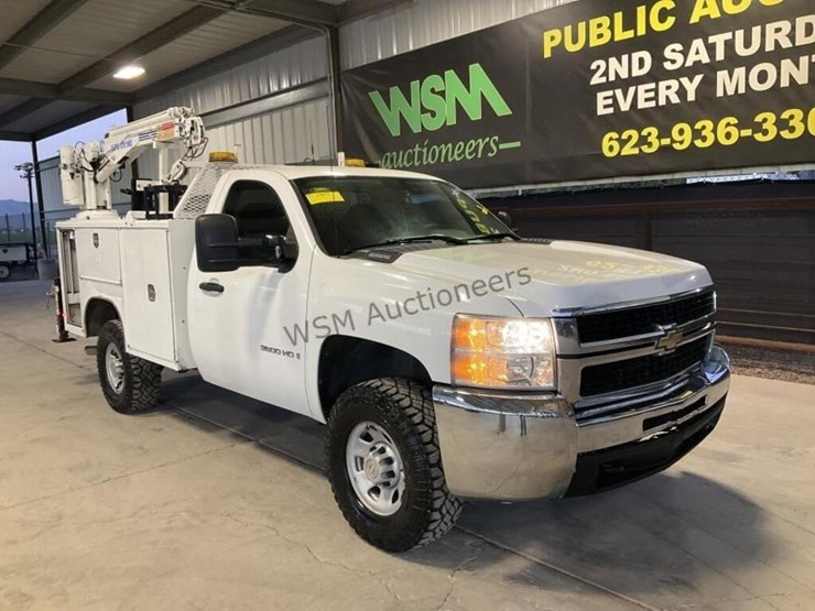 2008-chevrolet-silverado-3500hd-image-2