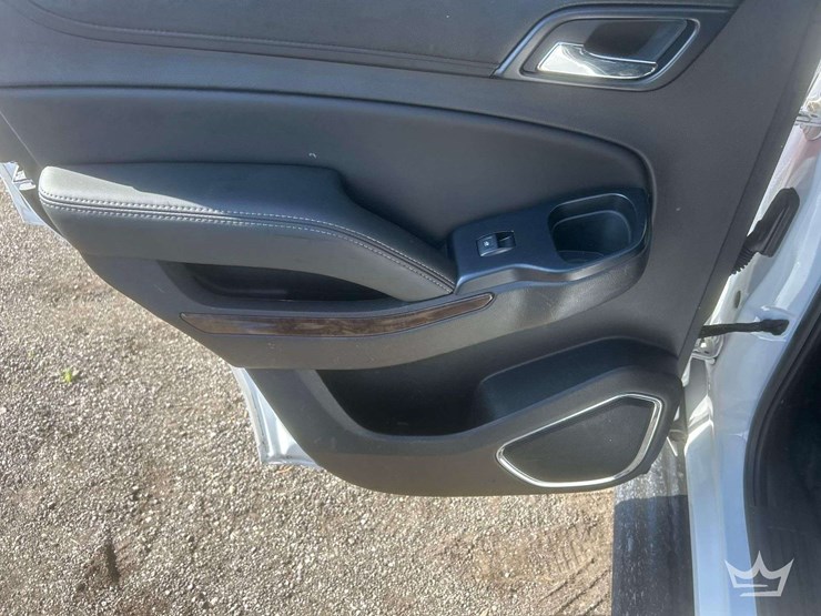 2018-chevrolet-tahoe-image-9