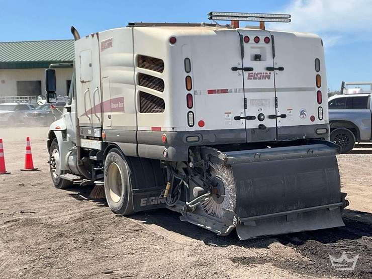 2015-international-durastar-4300-image-4