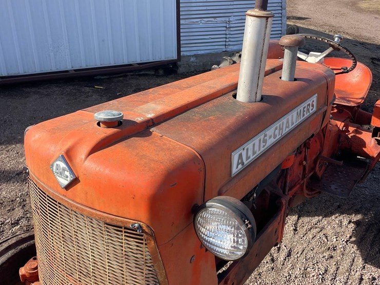 allis-chalmers-d15-2wd-tractor-image-20