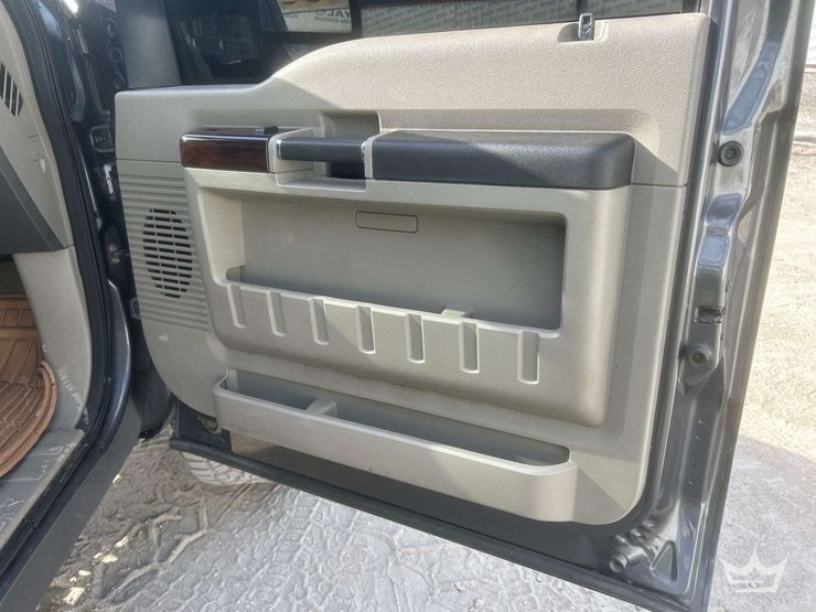 2008-ford-f250-image-30