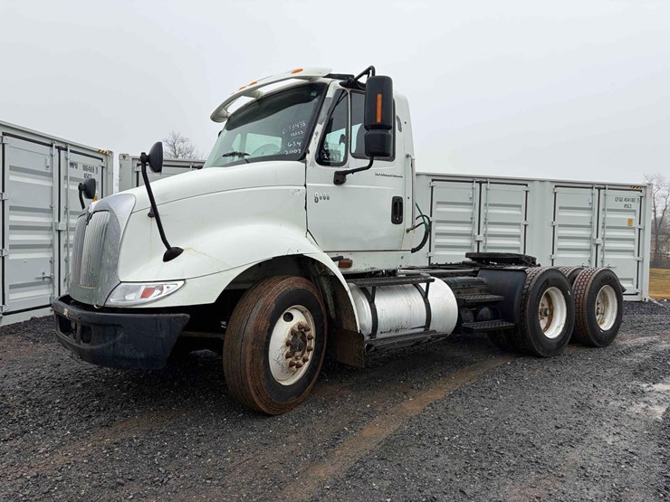 2007-international-8600-image-1