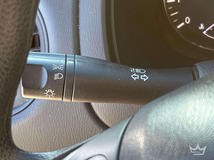 2013-nissan-pathfinder-image-16