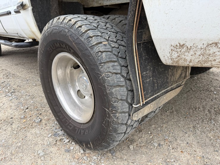 1999-dodge-ram-3500-image-16