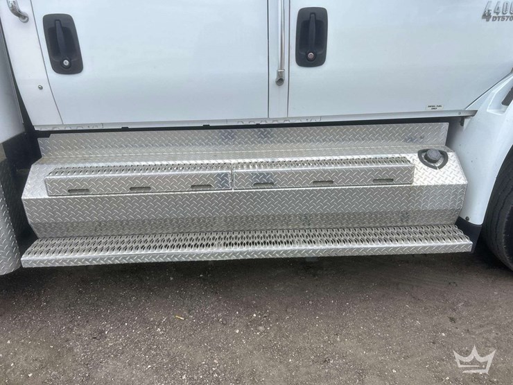 2006-international-durastar-4400-image-61