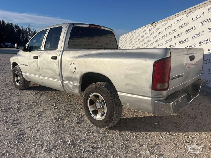 2003-dodge-ram-1500-image-4