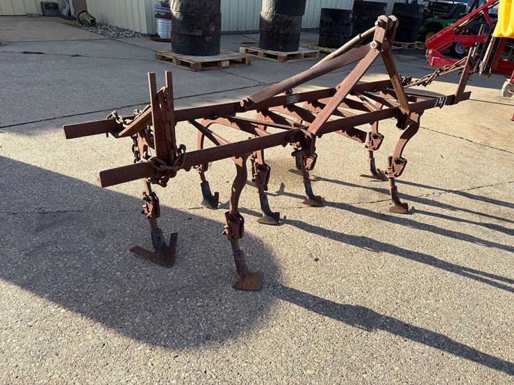 dearborn-13-1-image-1