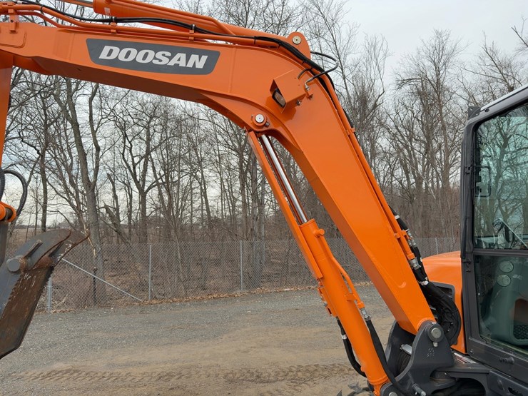 2023-doosan-dx62r-3-image-15