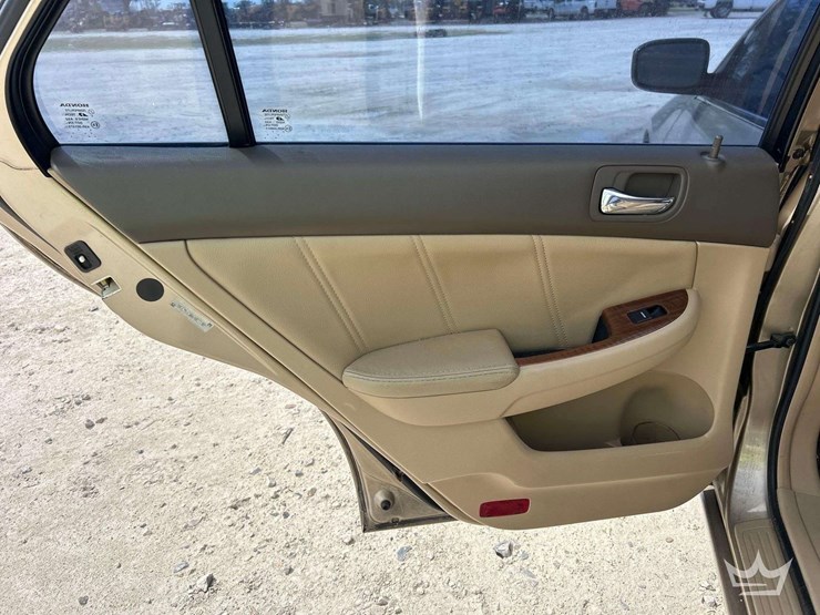 2006-honda-accord-sedan-image-19