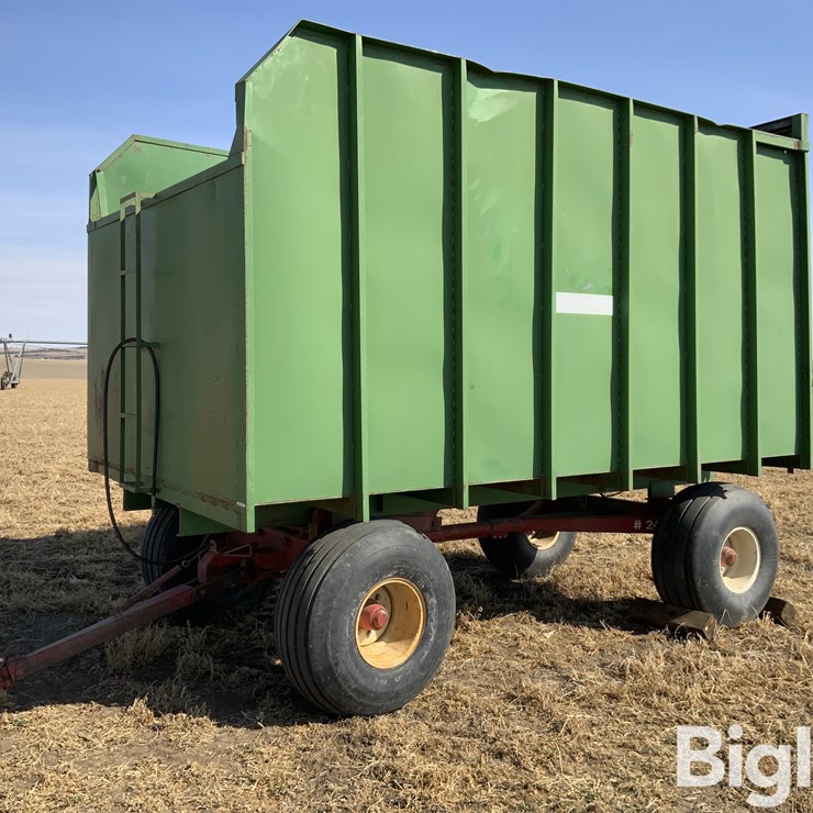 Gnuse Silage Wagon